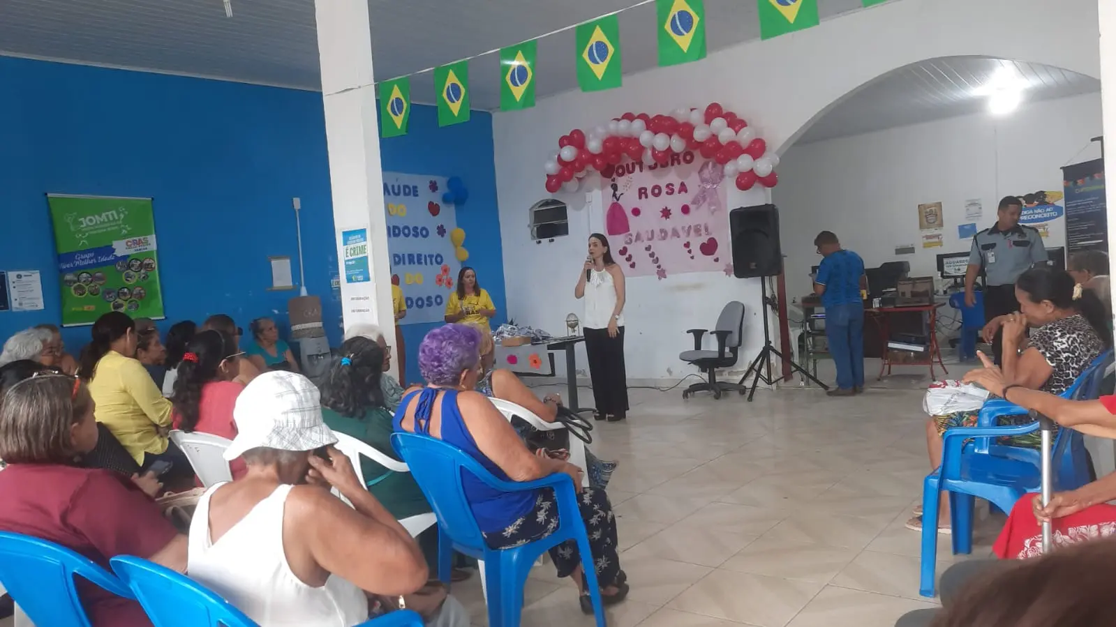 Cras Paulo Freire promove palestra sobre saúde da pessoa idosa